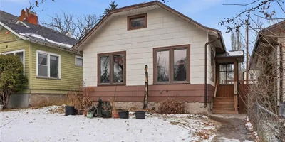 414 26th Street W | Craftsman-Style 3-Bedroom Character Home in Caswell Hill, Saskatoon, SK