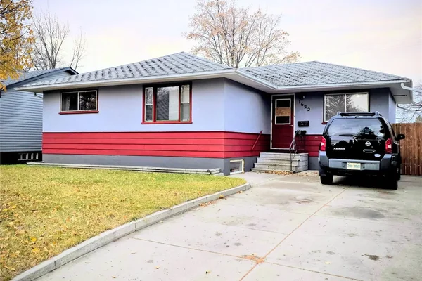 1622 Cumberland Avenue S | Income-Generating Home in Holliston, Saskatoon, SK